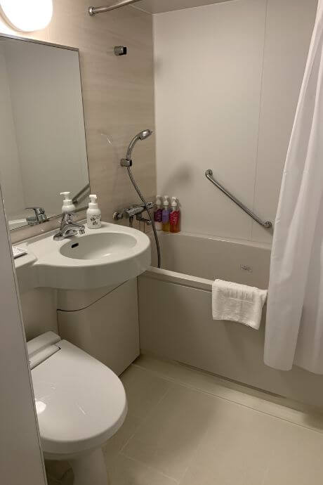 Japanese business hotel bathroom